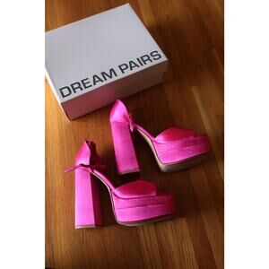 Dream Pairs Pink Satin Platform Block Open Toe heels size 7.5